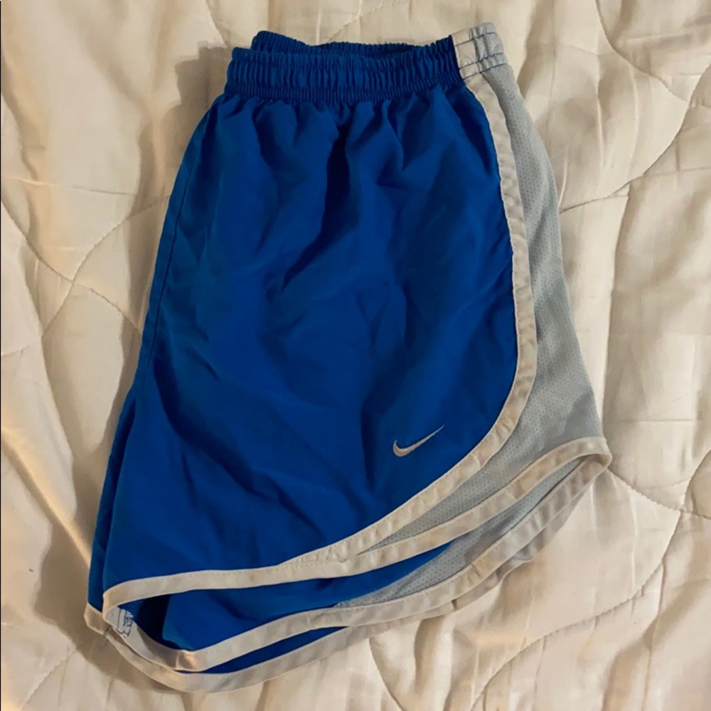 Athletic shorts